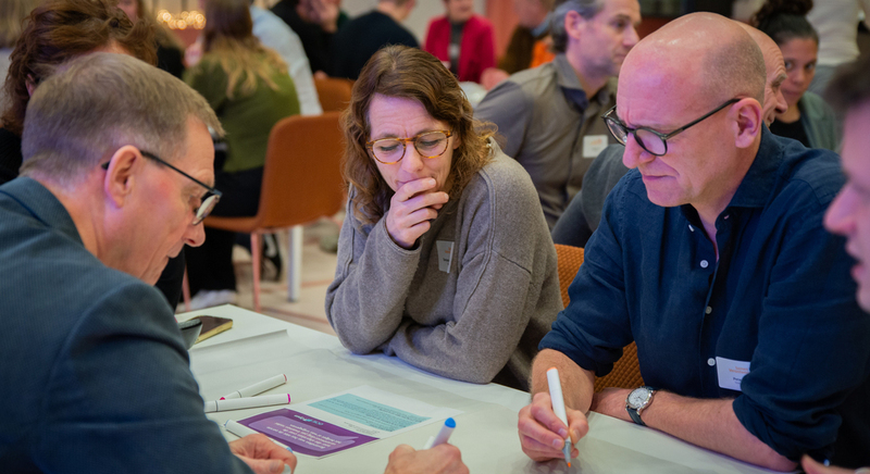 v: Samen komen we verder